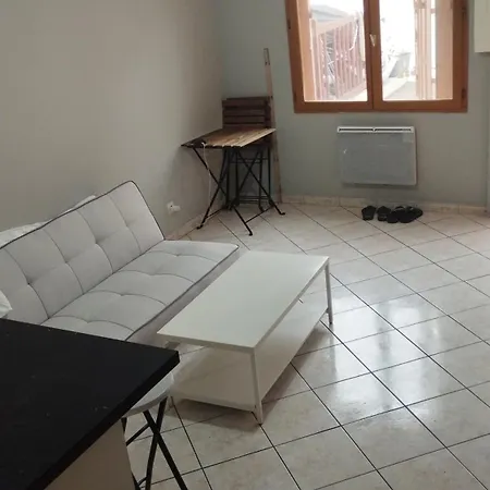 Le Corneuve Apartmán